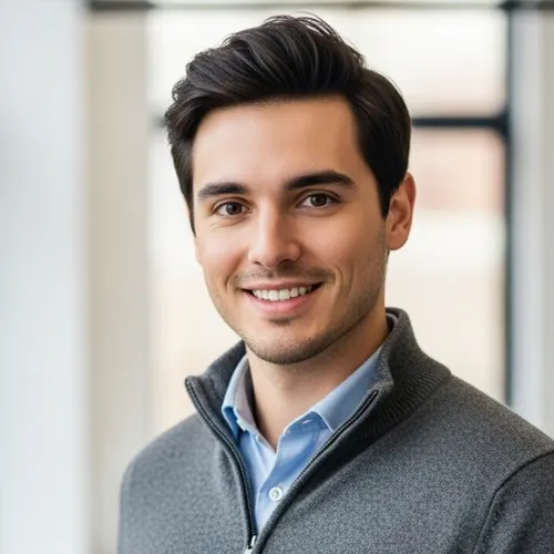 Portrait of Alex Rivera, cybersecurity analyst and expert on the OnlyTraced app.